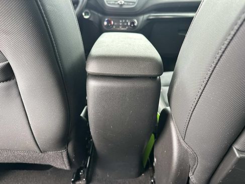 Used 2022 Chevrolet TrailBlazer RS AWD/4WD image 12