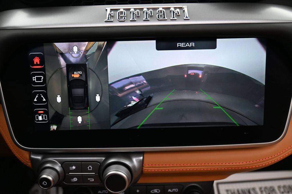 Used 2020 Ferrari Portofino RWD image 15