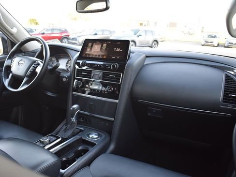Used 2024 Nissan Armada SV image 69
