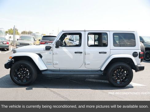 Used 2022 Jeep Wrangler Unlimited Sahara w/ Cold Weather Group image 2
