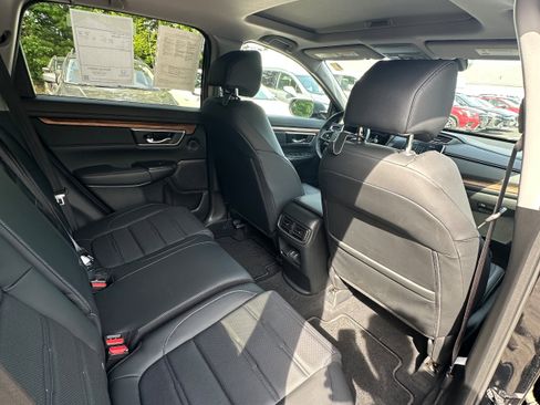 Used 2022 Honda CR-V Touring image 12