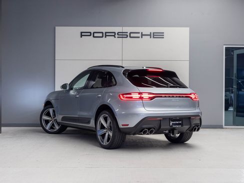 New 2026 Porsche Macan image 3