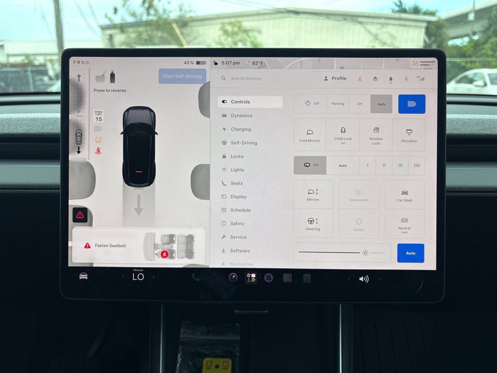 Used 2026 Tesla Model Y AWD image 28
