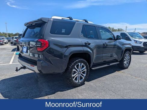 Used 2025 Toyota 4Runner Limited AWD/4WD image 4