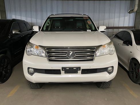Used 2012 Lexus GX 460 image 3