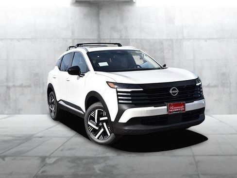 New 2026 Nissan Kicks SV w/ SV Premium Package image 2