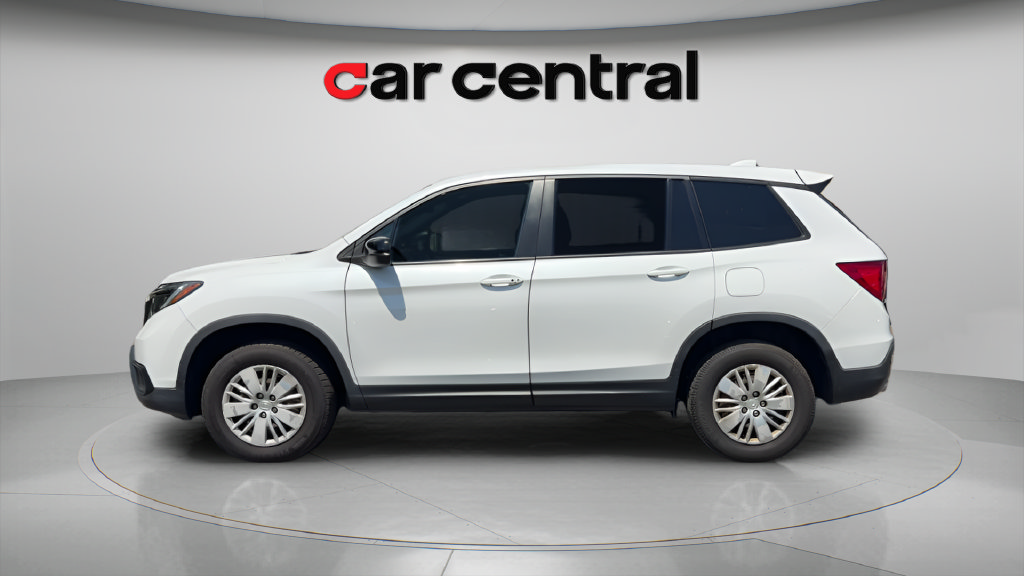 Used 2021 Honda Passport Sport image 2