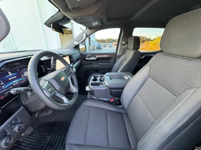 Used 2024 Chevrolet Silverado 1500 LT RWD image 29