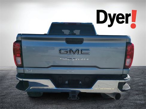 Used 2024 GMC Sierra 3500 Pro w/ Convenience Package image 5