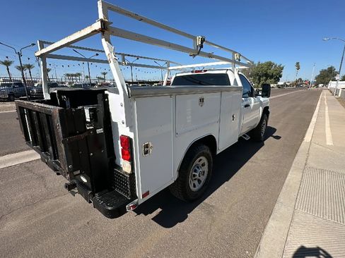 Used 2013 Chevrolet Silverado 3500 W/T image 4