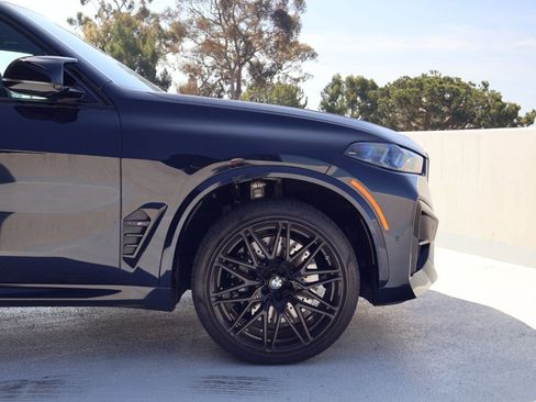Used 2025 BMW X5 M Competition w/ Executive Package AWD/4WD image 11