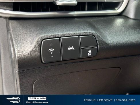 Used 2023 Hyundai Elantra Limited w/ Cargo Package FWD image 15