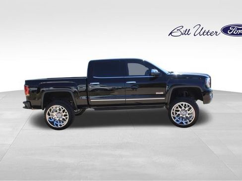 Used 2016 GMC Sierra 1500 SLT w/ All-Terrain Package AWD/4WD image 4