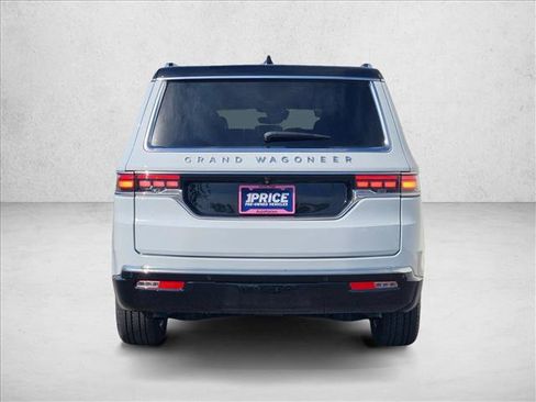 Used 2024 Jeep Grand Wagoneer Series I w/ HD Trailer Tow Package image 13