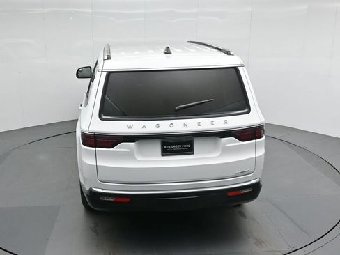 Used 2024 Jeep Wagoneer Series II w/ Flexible Seating Group image 47