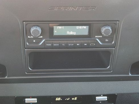 Used 2020 Mercedes-Benz Sprinter 144 Cargo image 18