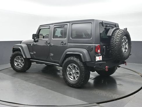 Used 2016 Jeep Wrangler Unlimited Rubicon w/ Connectivity Group AWD/4WD image 5