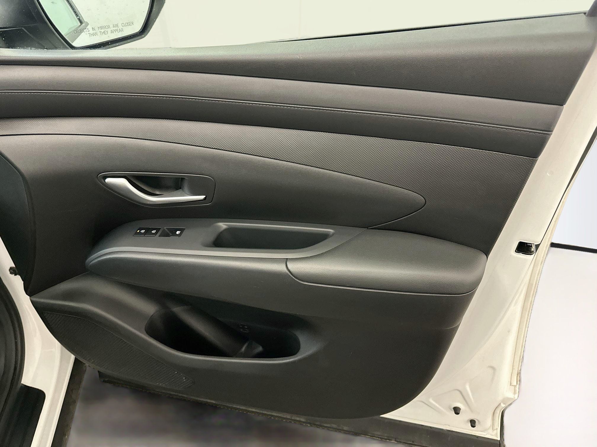 Used 2025 Hyundai Tucson SEL AWD/4WD image 34