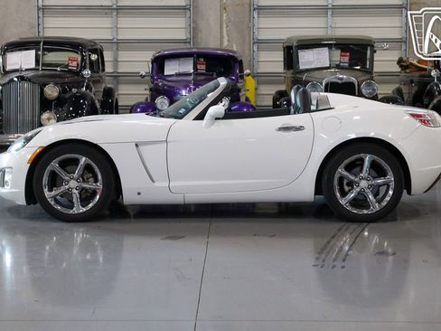 Used 2008 Saturn Sky Red Line image 20