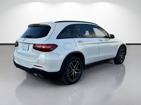 Used 2018 Mercedes-Benz GLC 350e 4MATIC image 3