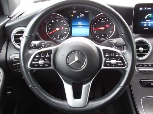 Used 2022 Mercedes-Benz GLC 300 4MATIC image 25
