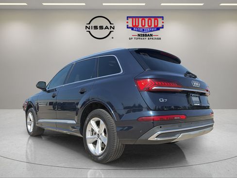 Used 2023 Audi Q7 2.0T Premium w/ Convenience Package AWD/4WD image 4