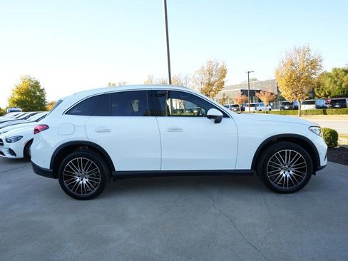 Used 2026 Mercedes-Benz GLC 300 4MATIC image 9