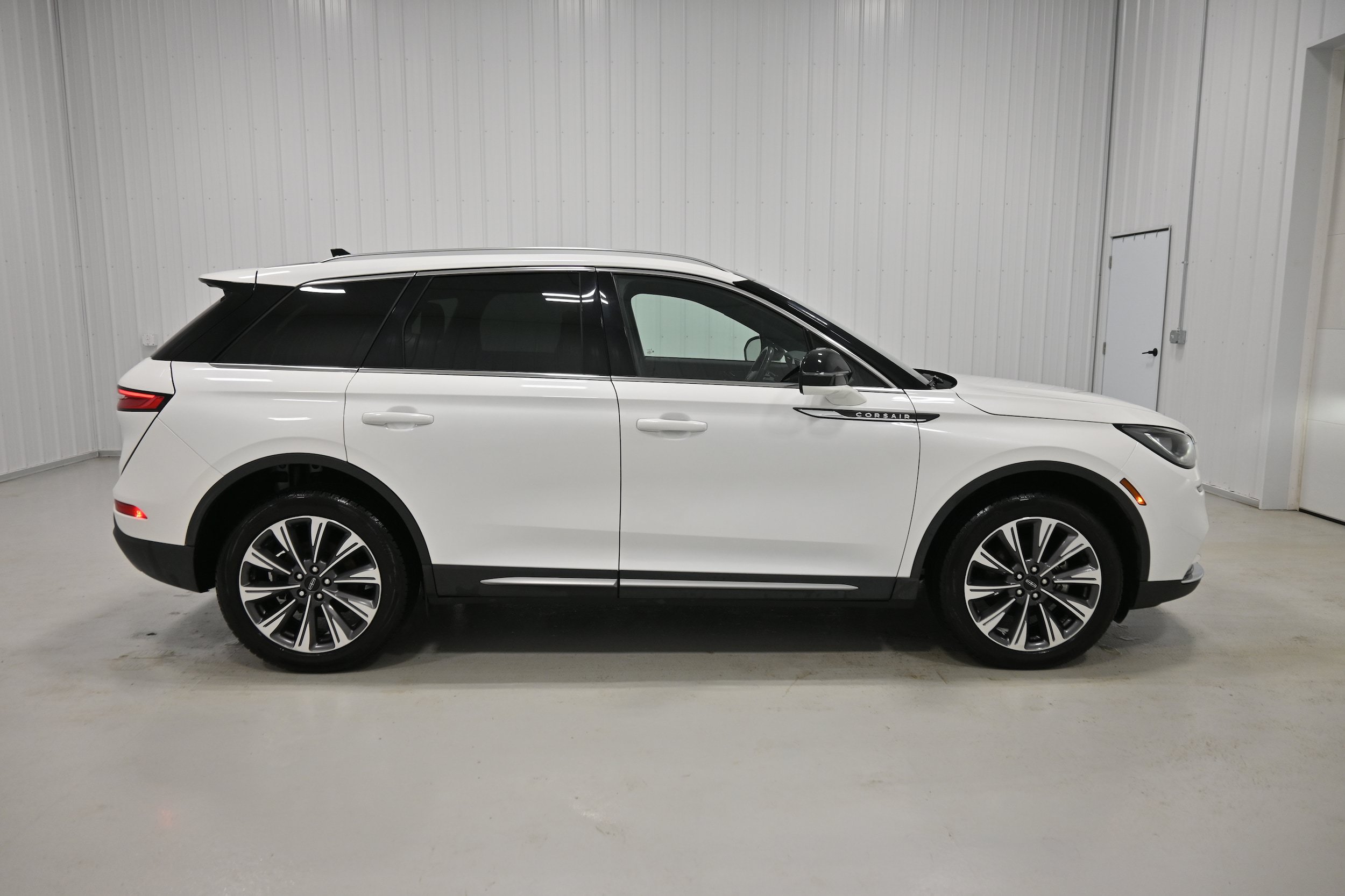 Used 2020 Lincoln Corsair Reserve w/ Elements Package AWD/4WD image 41
