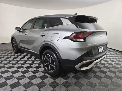 Used 2023 Kia Sportage LX image 5