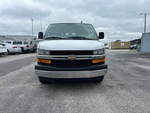 Used 2024 Chevrolet Express 2500 w/ Driver Convenience Package RWD image 9