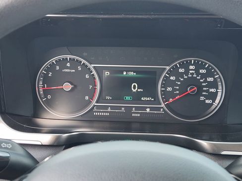 Used 2022 Kia Sorento LX FWD image 11