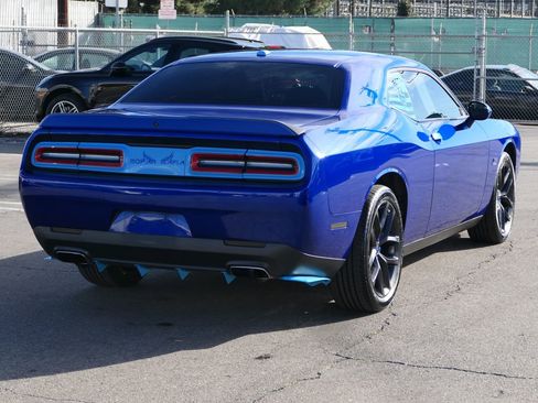 Used 2022 Dodge Challenger SXT w/ Blacktop Package image 5