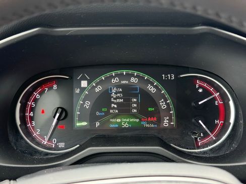 Used 2023 Toyota RAV4 XLE Premium AWD/4WD image 27