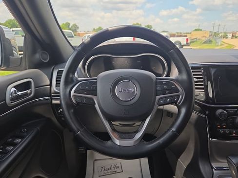 Used 2020 Jeep Grand Cherokee Limited AWD/4WD image 14