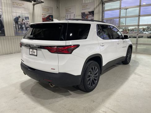 Used 2023 Chevrolet Traverse RS AWD/4WD image 8