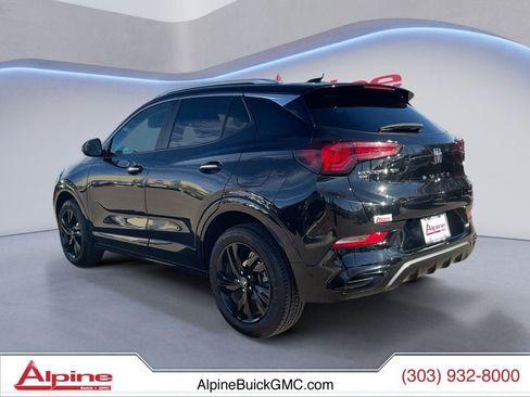 Used 2024 Buick Encore GX Sport Touring image 3