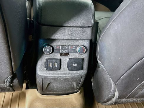 Used 2017 Ford Explorer Limited w/ Equipment Group 303A AWD/4WD image 27