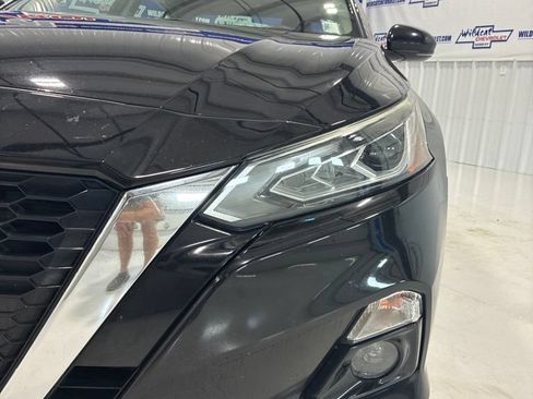 Used 2019 Nissan Altima 2.5 SL FWD image 10