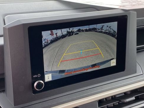 Certified 2025 Toyota Tacoma SR image 28