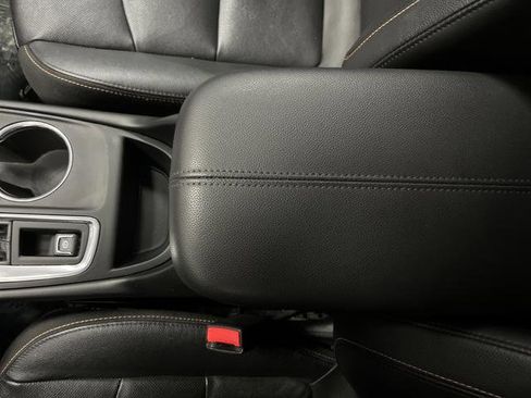 Used 2020 Chevrolet Equinox Premier w/ LPO, Floor Liner Package image 19