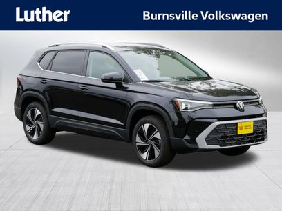 New 2025 Volkswagen Taos SE