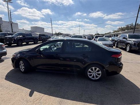 Certified 2024 Toyota Corolla LE image 8