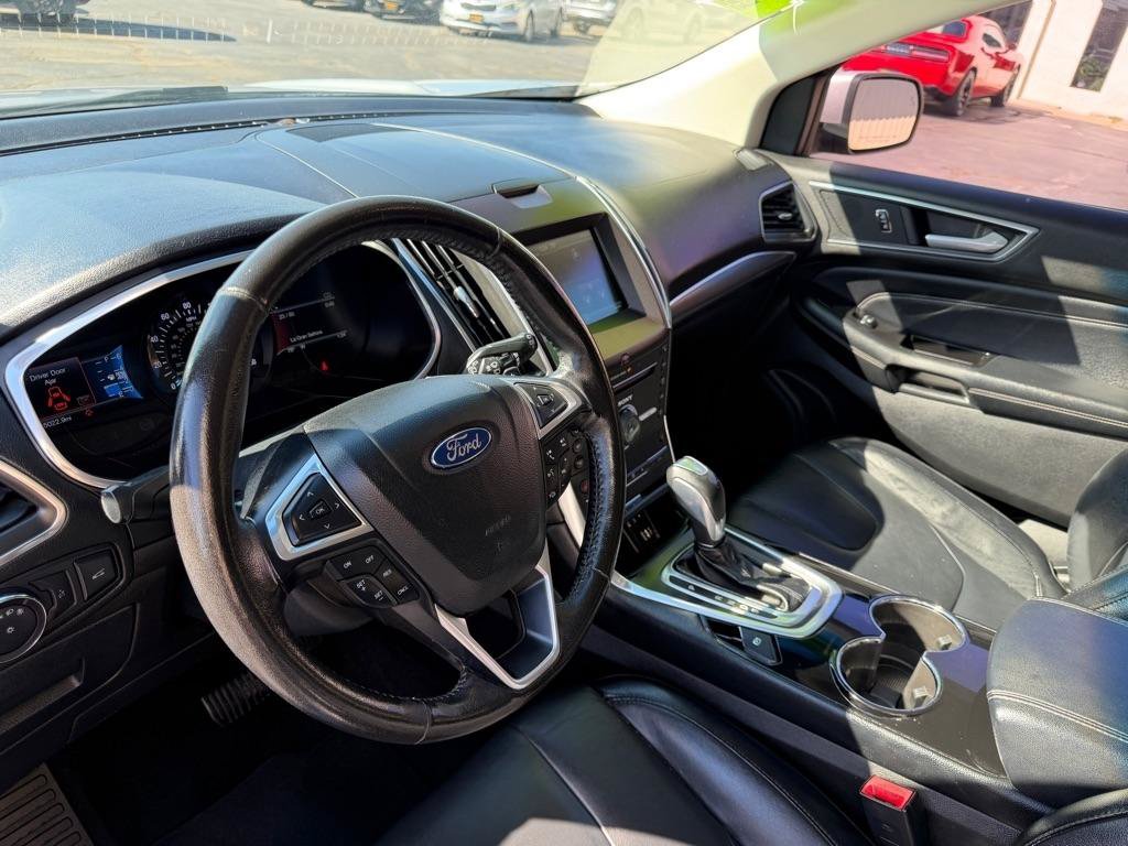 Used 2015 Ford Edge Titanium w/ Technology Package AWD/4WD image 31