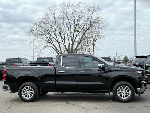 Used 2019 Chevrolet Silverado 1500 LTZ image 38