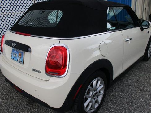 Used 2018 MINI Cooper Convertible FWD image 14