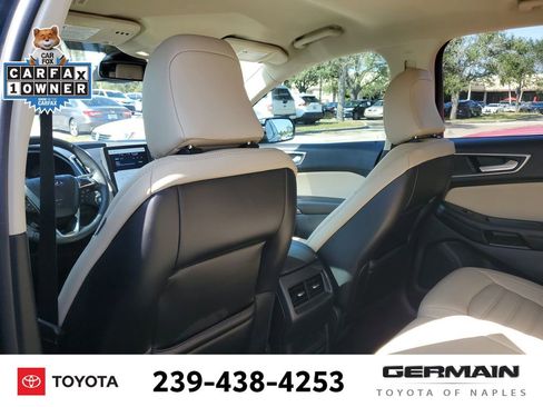 Used 2024 Ford Edge SEL w/ Convenience Package image 23