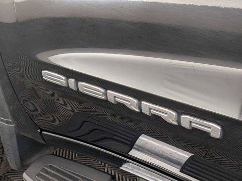 Used 2022 GMC Sierra 1500 SLT w/ SLT Premium Plus Package image 11