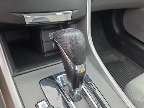 Used 2015 Honda Accord LX image 10