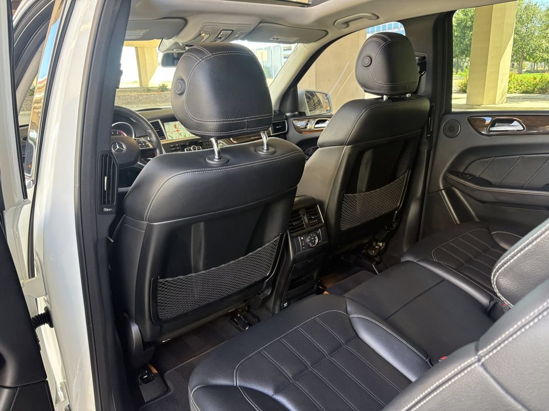 Used 2015 Mercedes-Benz GL 450 4MATIC image 22