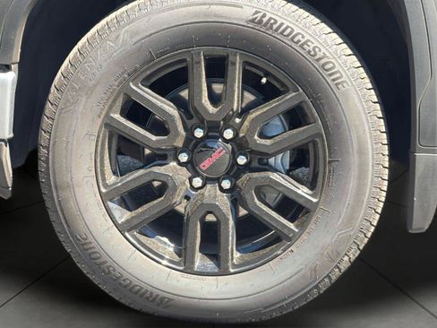 Used 2026 GMC Sierra 1500 Elevation AWD/4WD image 11